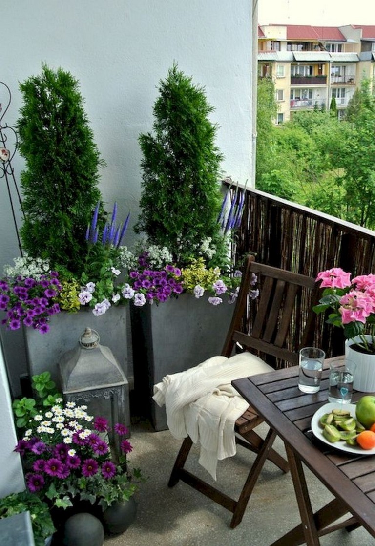 75 Beautiful Apartment Balcony Decorating Ideas on A Budget - Page 40 of 67