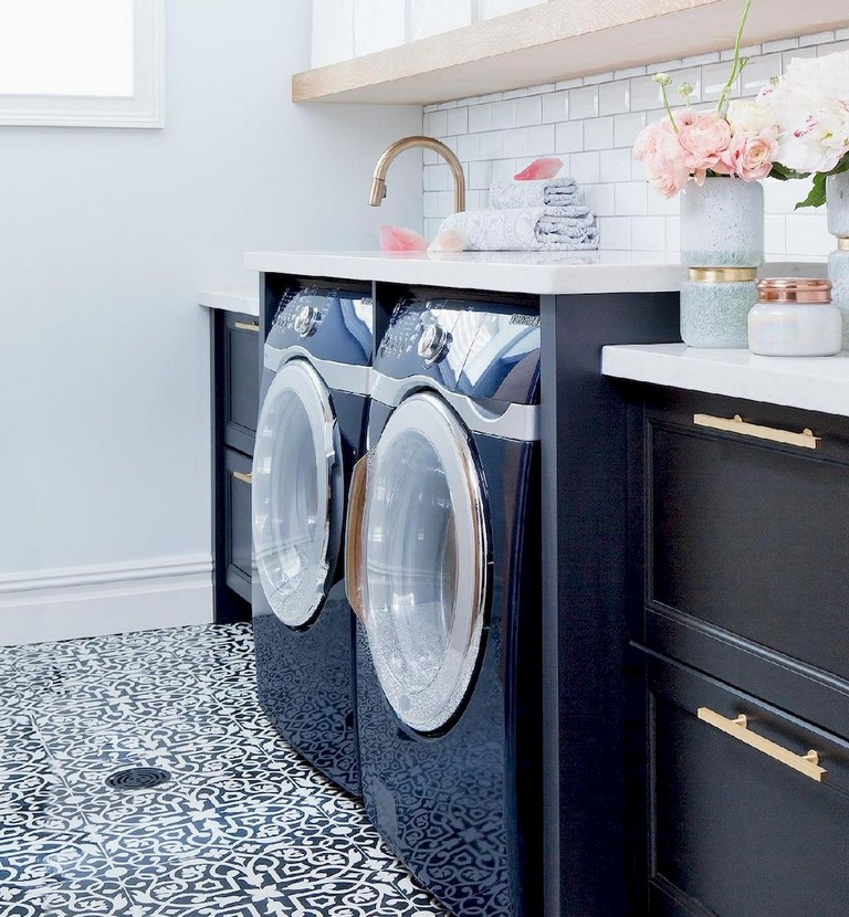 79+ Wonderful Laundry Room Tile Pattern Ideas - Page 17 of 71